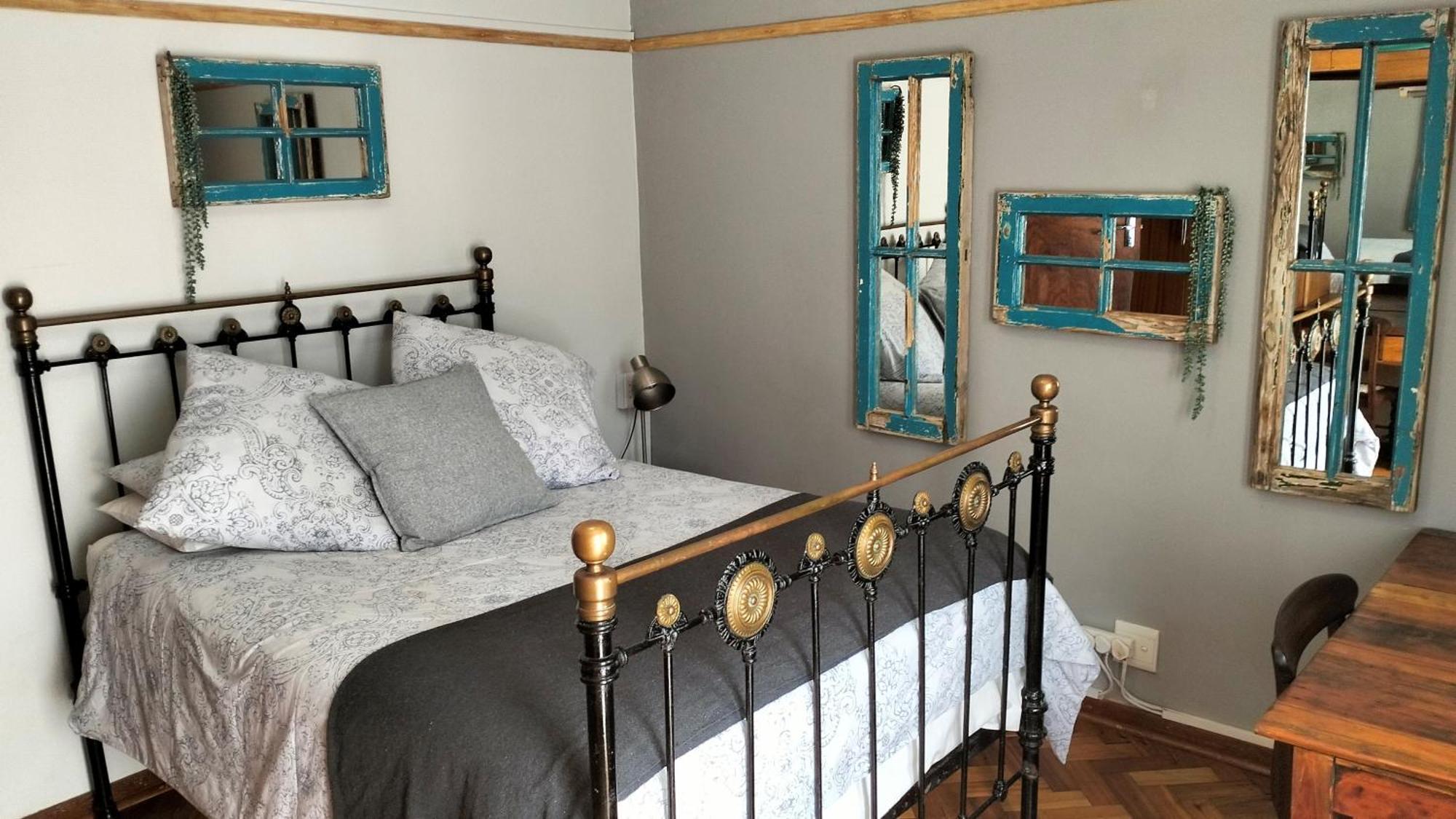 Anri Guesthouse Bloemfontein Bagian luar foto