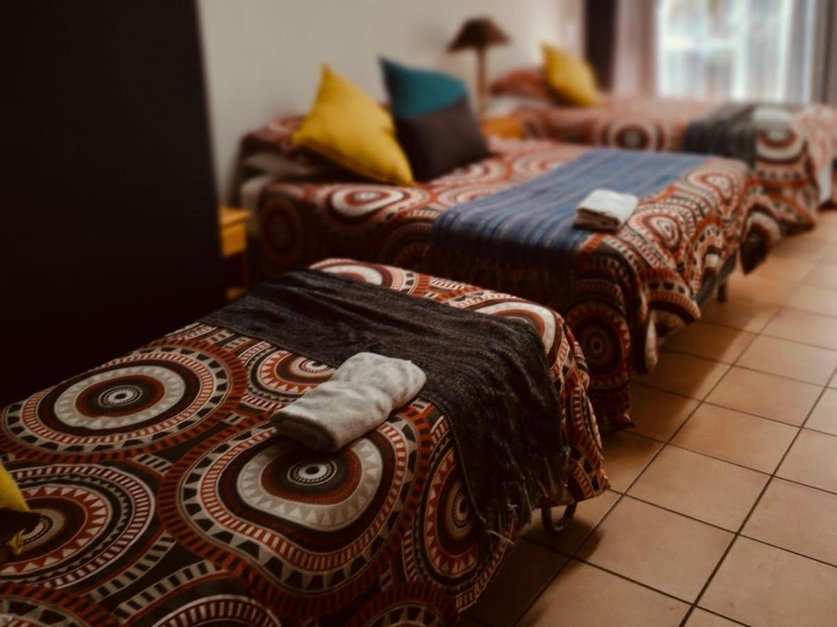 Anri Guesthouse Bloemfontein Bagian luar foto