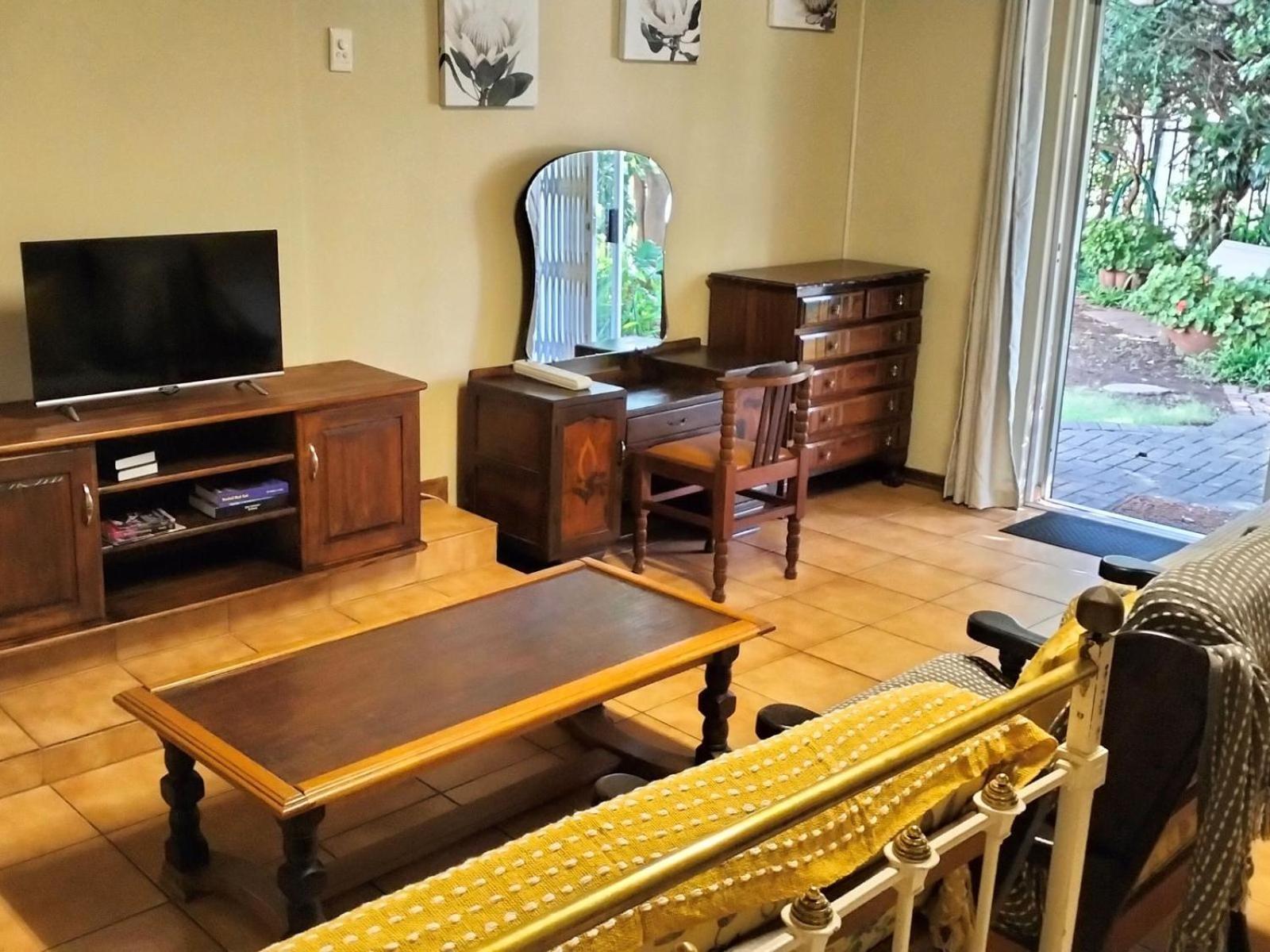 Anri Guesthouse Bloemfontein Bagian luar foto